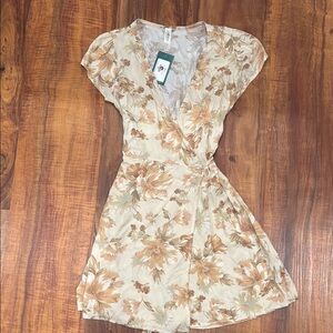 Mahina Beige Floral Mini Dress